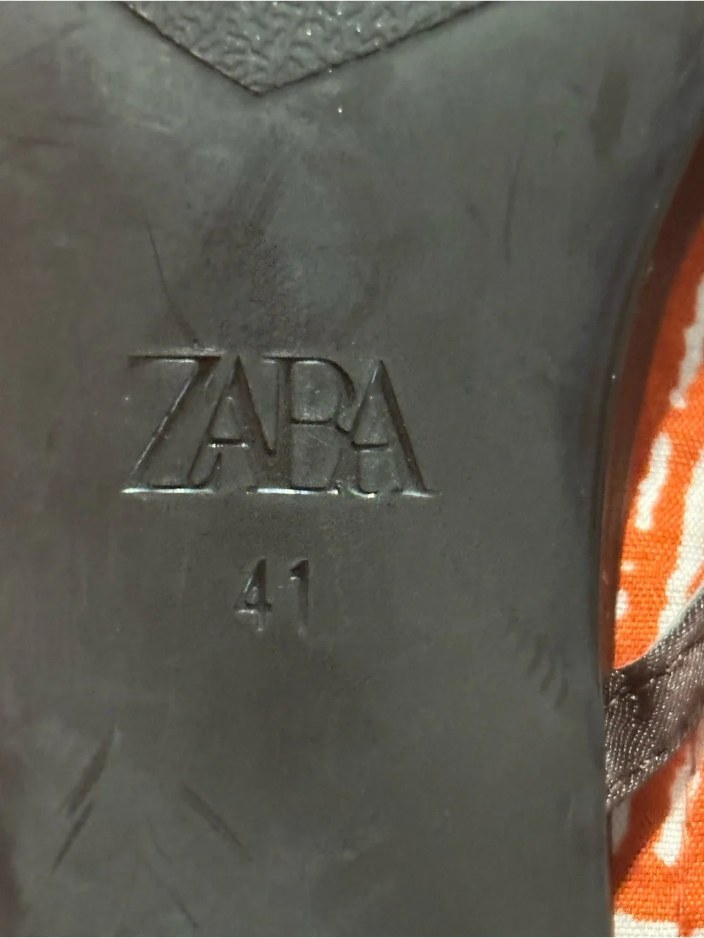 ZARA Chocolate Brown Satin Thong Kitten Heel Sandals Size 41 - Picture 8 of 9